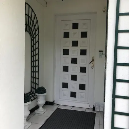 Apartment 70 M2 De Plain-pied Terrasse Jardin